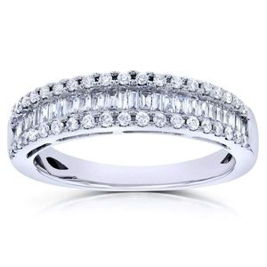 Baguette Diamond Wedding Ring in 18K White Gold